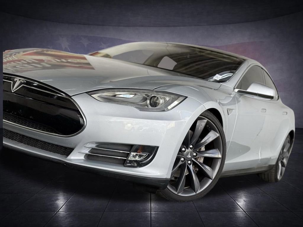 Used 2012 Tesla Model S Signature Performance image 3