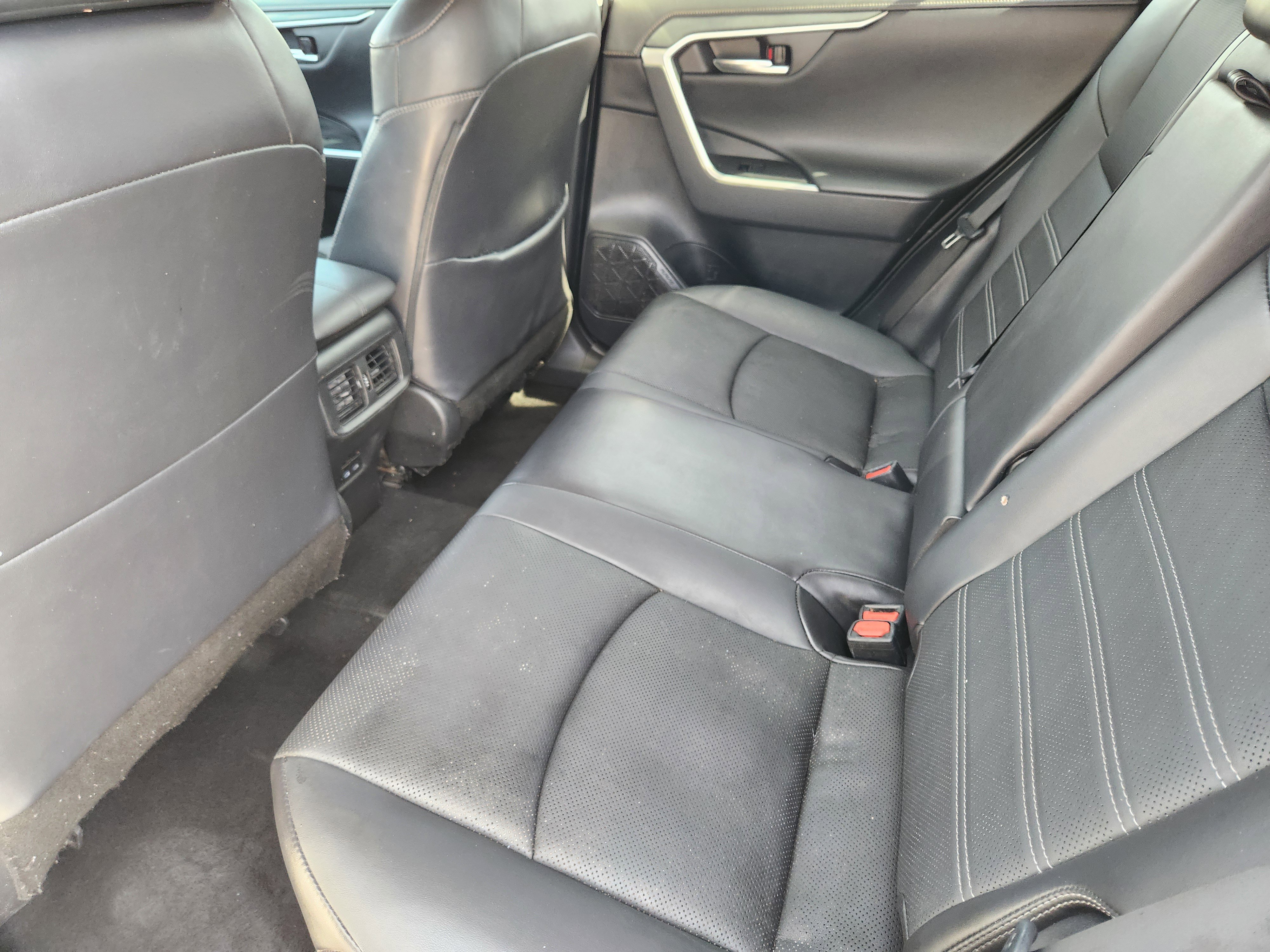 Used 2022 Toyota RAV4 Limited image 58