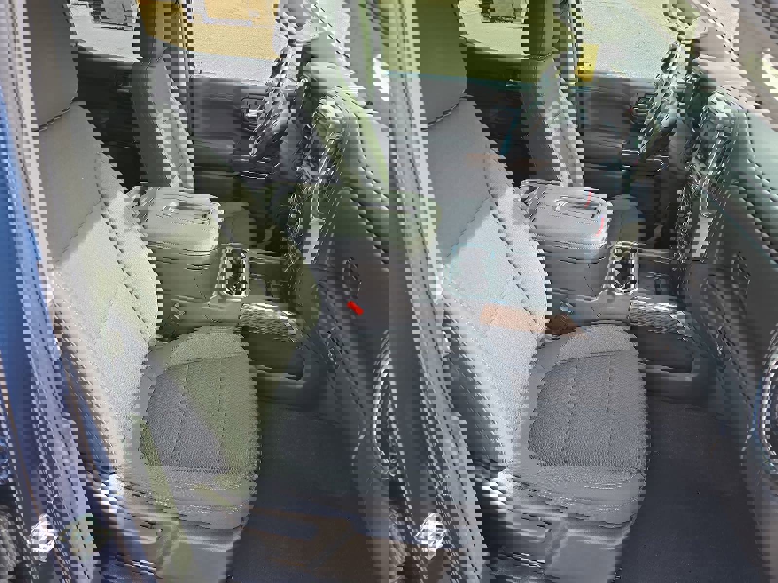 Used 2021 Chevrolet Silverado 1500 RST w/ Z71 Off-Road Package image 10