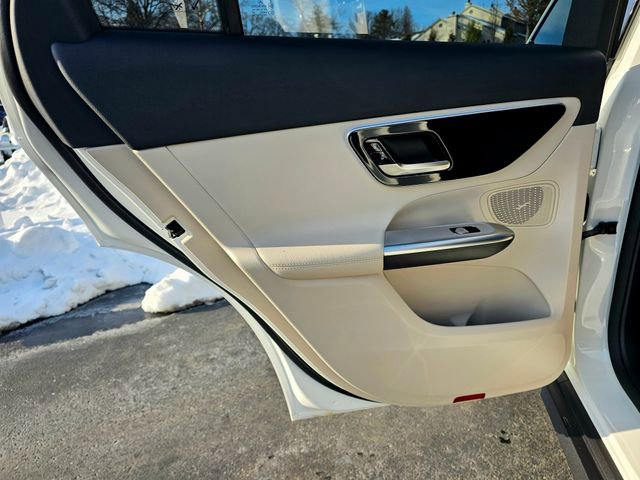 New 2026 Mercedes-Benz GLC 300 GLC 300 image 23