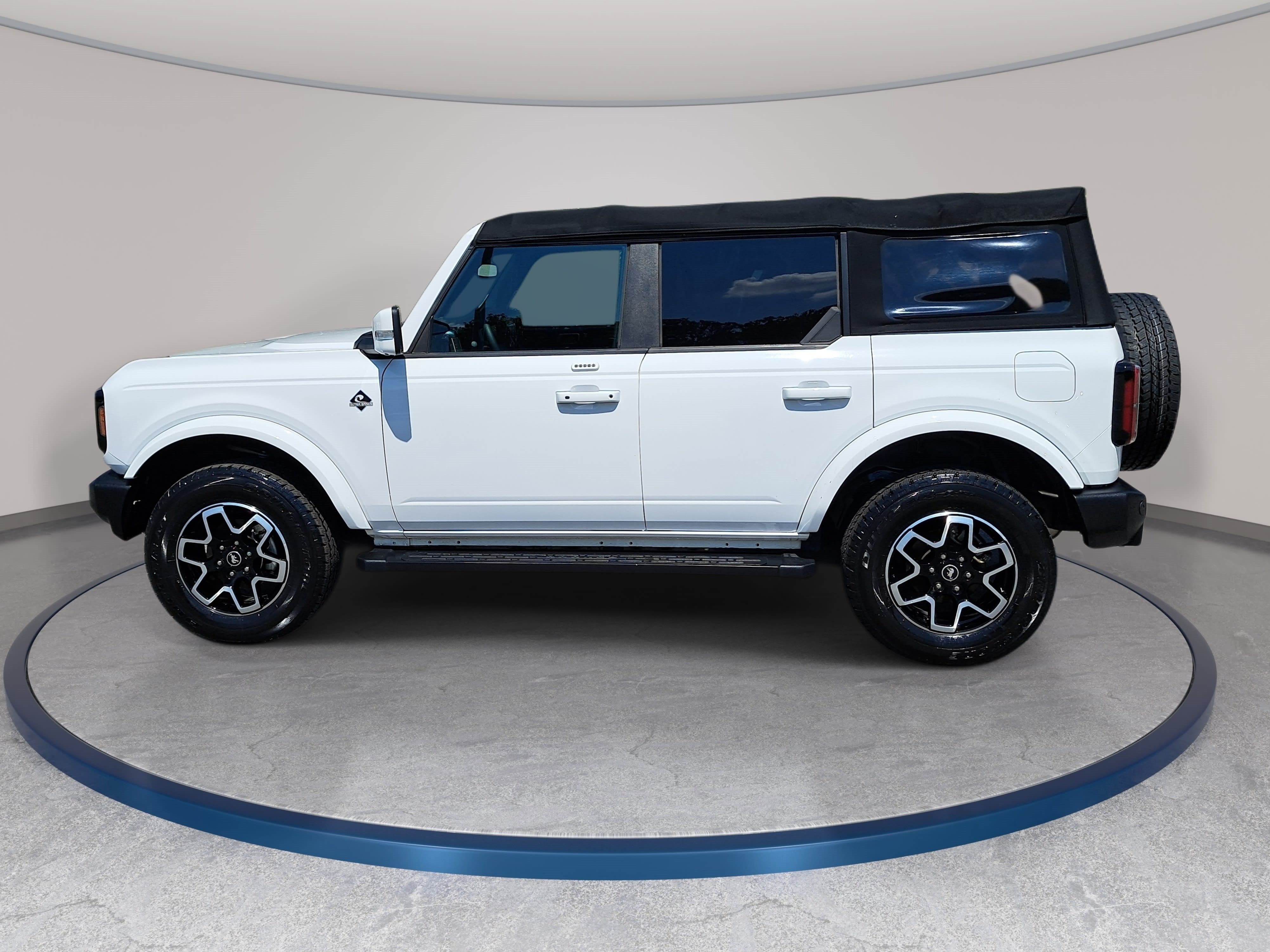 Used 2022 Ford Bronco Outer Banks AWD/4WD image 8