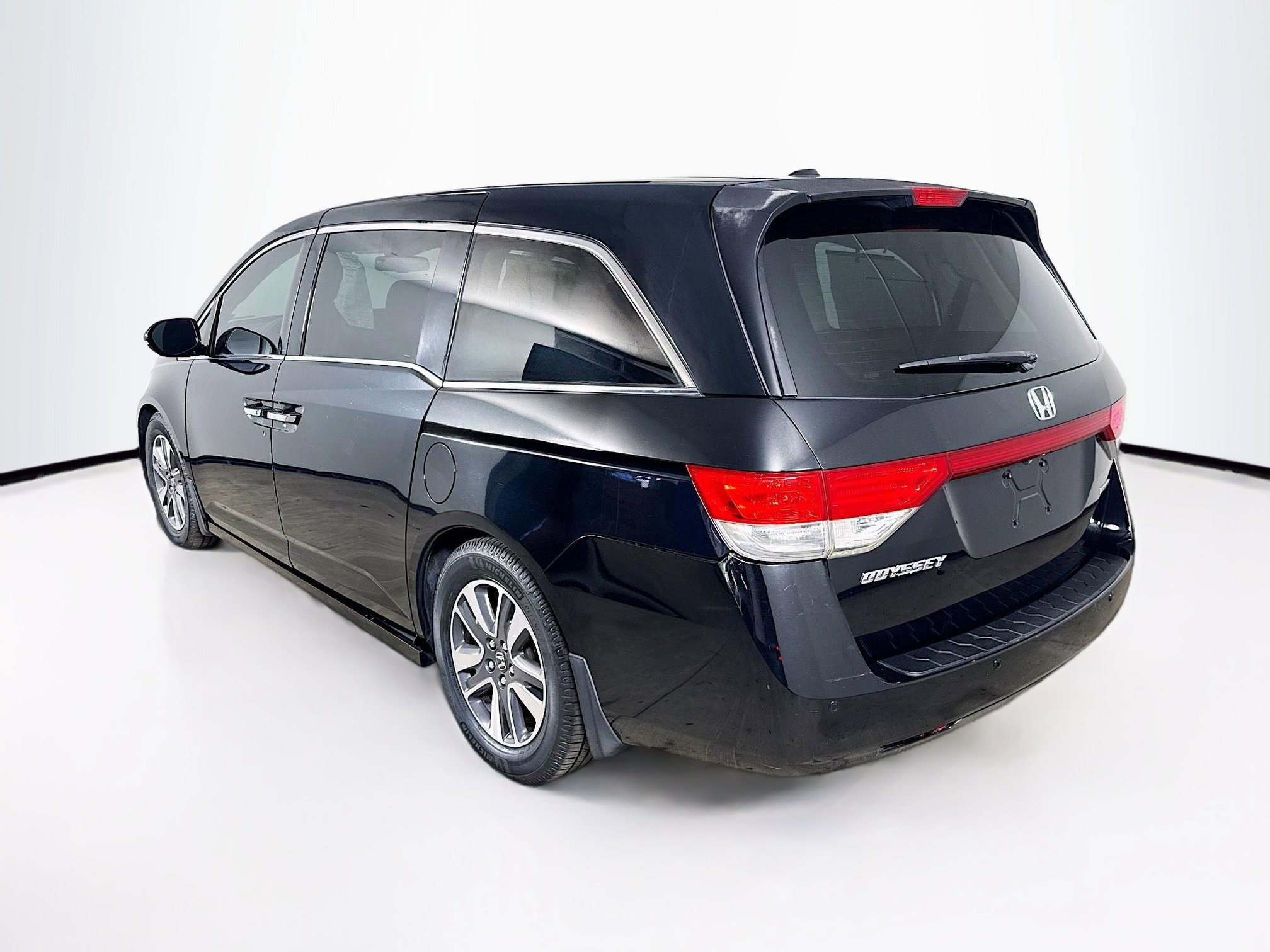 Used 2015 Honda Odyssey Touring image 33