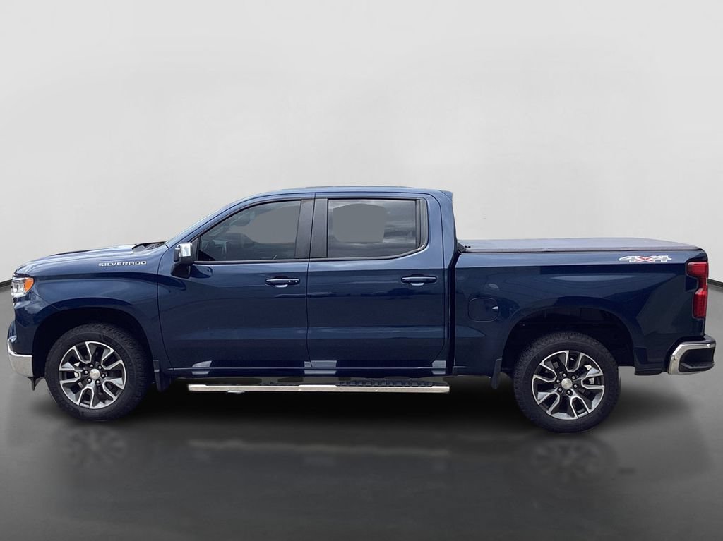 Used 2022 Chevrolet Silverado 1500 LT AWD/4WD image 8