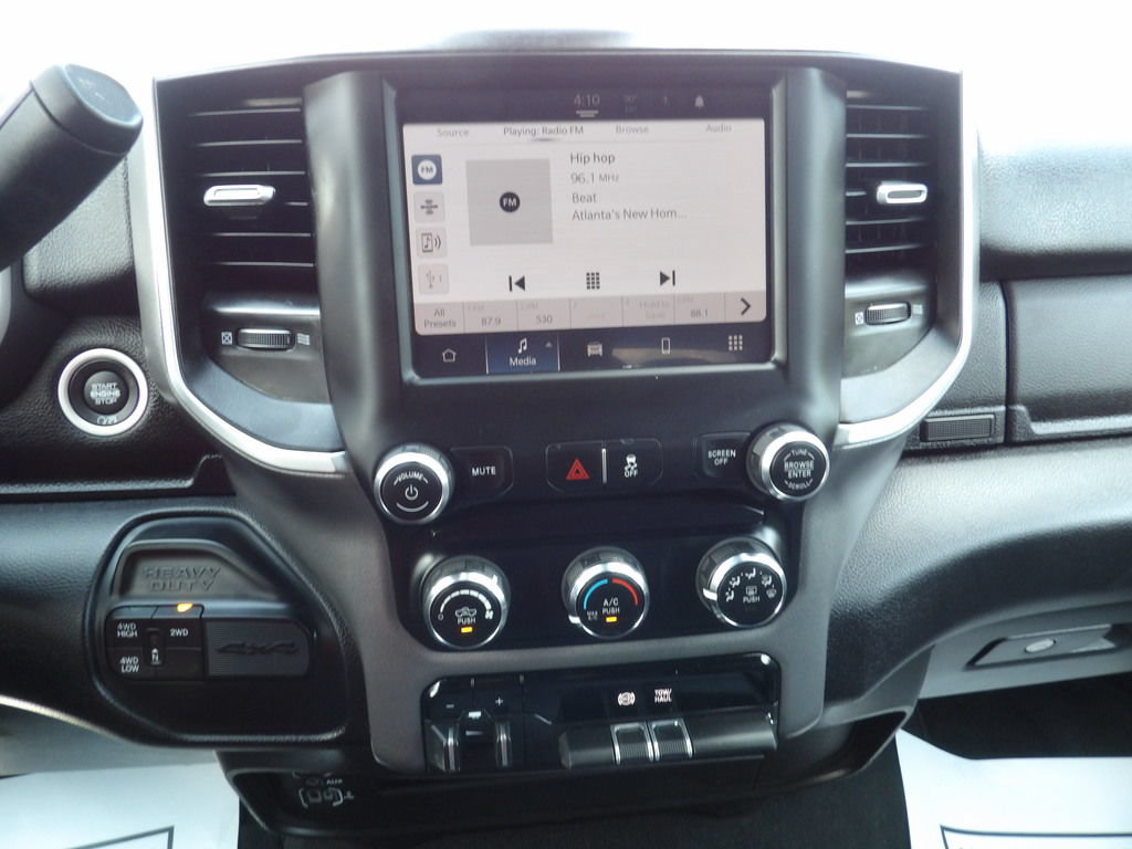 Used 2024 RAM 2500 Big Horn AWD/4WD image 24