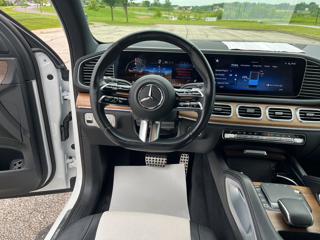 Used 2025 Mercedes-Benz GLE 450e 4MATIC image 13