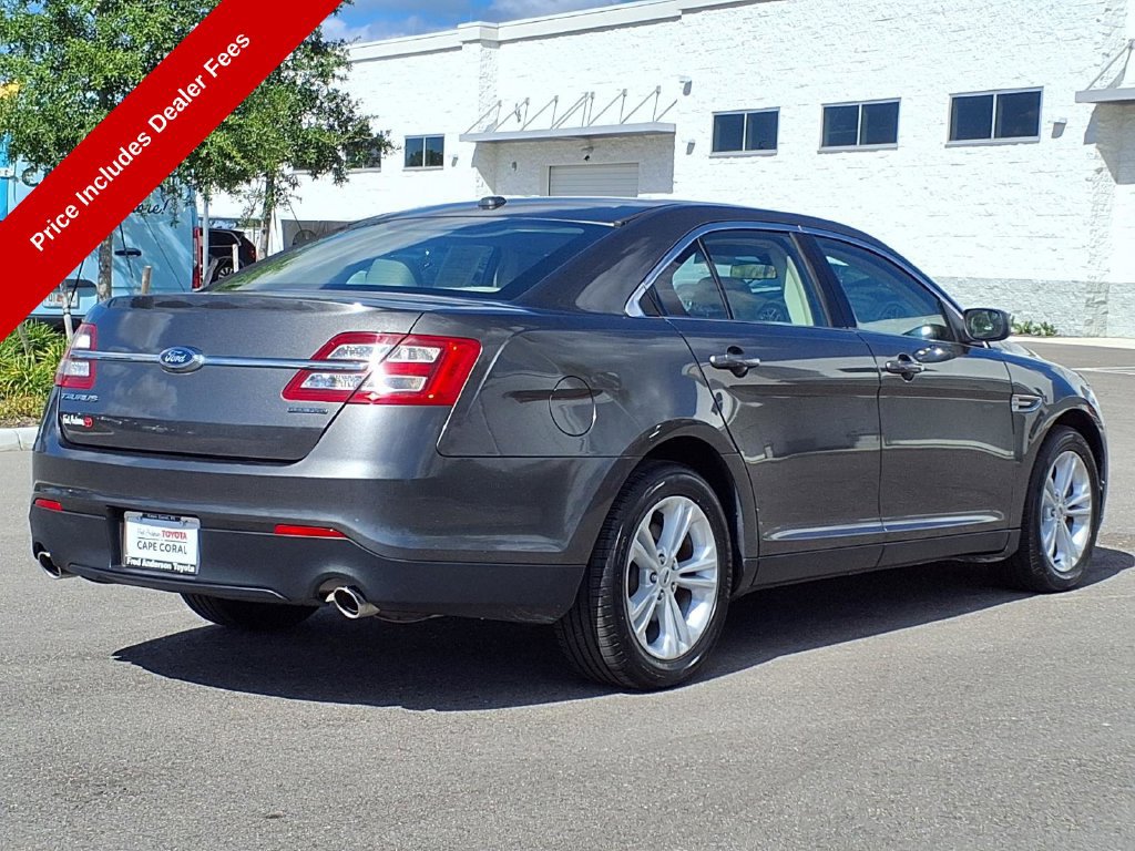 Used 2017 Ford Taurus SE FWD image 8