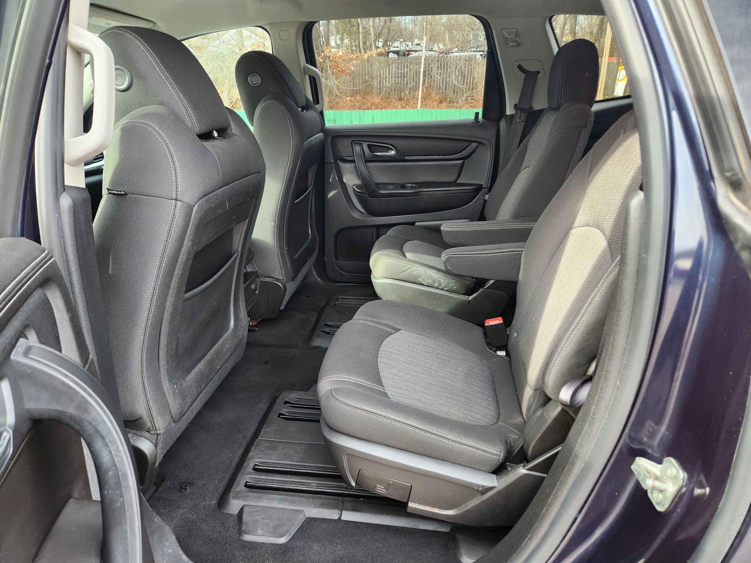 Used 2017 Chevrolet Traverse LT w/ Style and Technology Package image 22