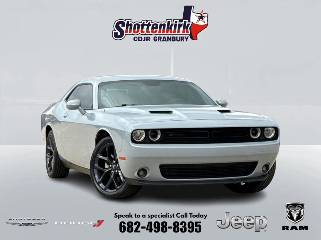 Used 2022 Dodge Challenger SXT w/ Blacktop Package image 1