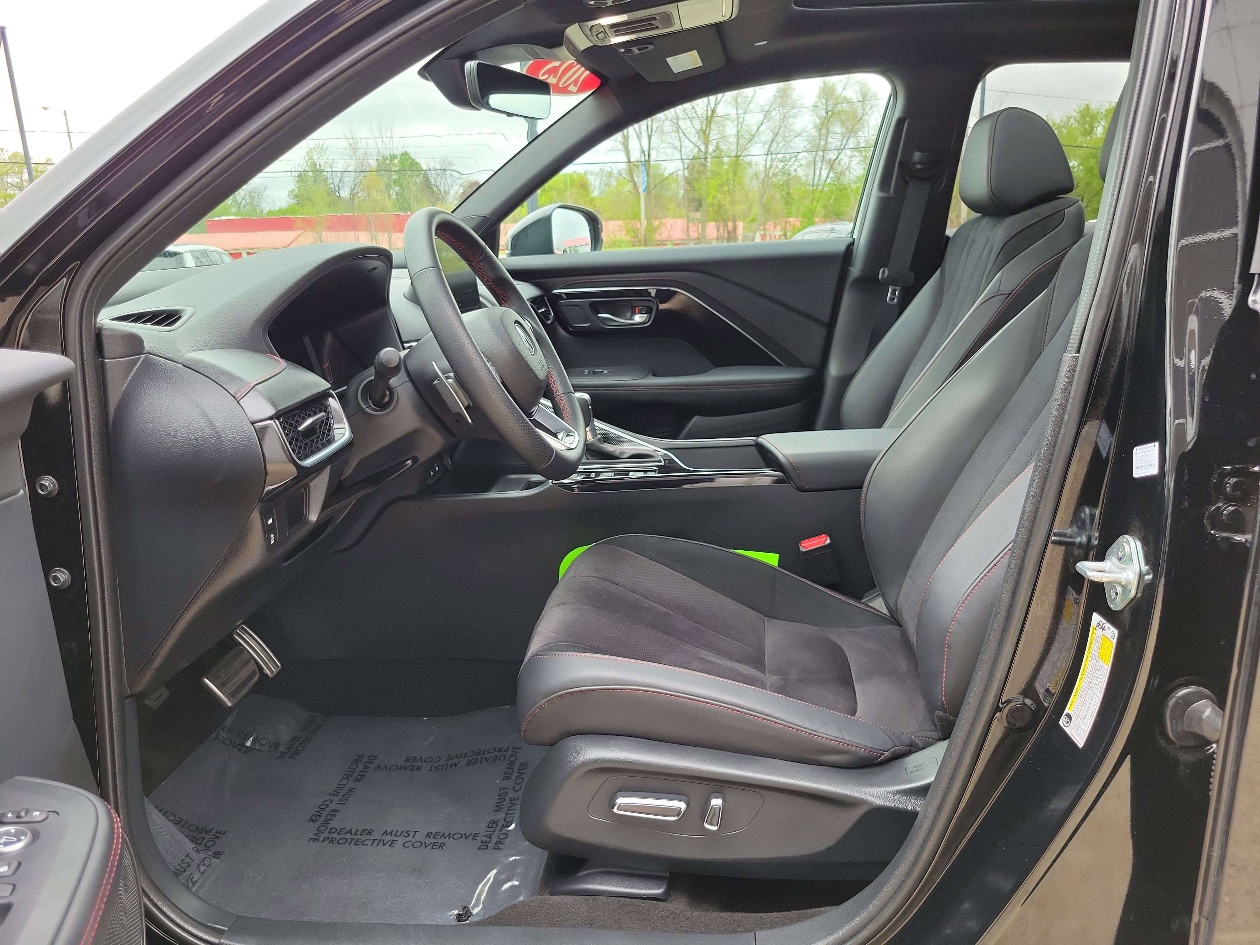 Used 2025 Acura ADX A-Spec AWD/4WD image 8