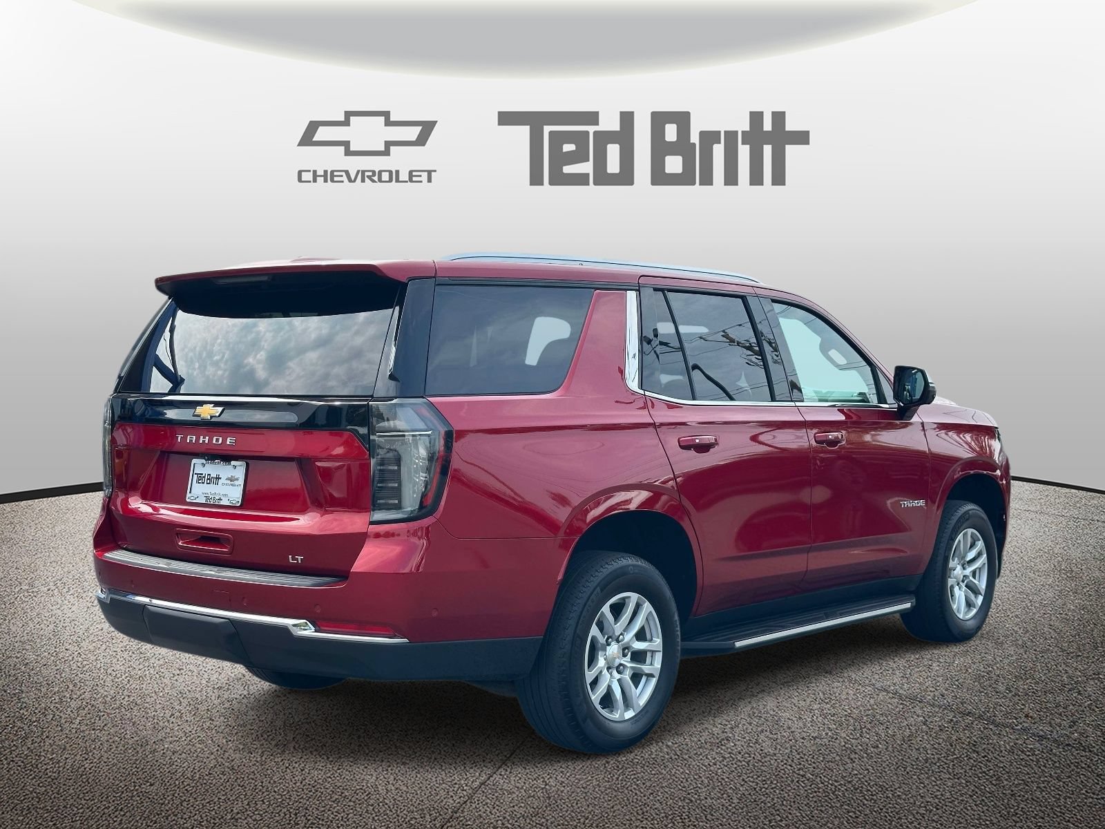 Used 2025 Chevrolet Tahoe LT w/ LPO, Chrome Package AWD/4WD image 4