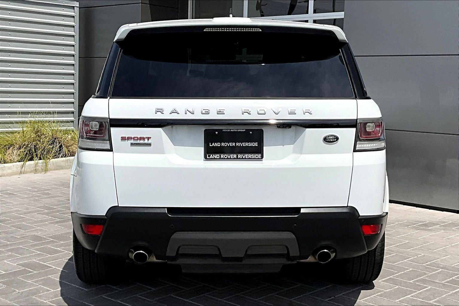 Used 2016 Land Rover Range Rover Sport Supercharged image 4