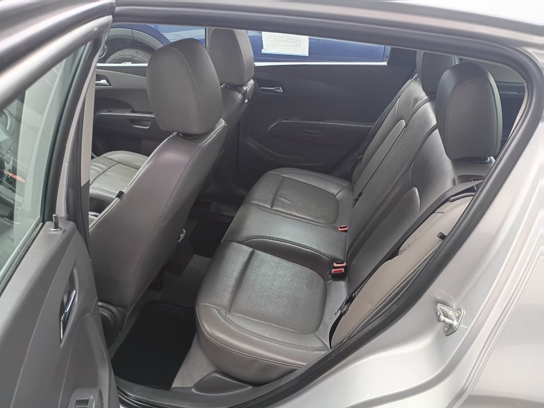 Used 2012 Chevrolet Sonic LTZ FWD image 13