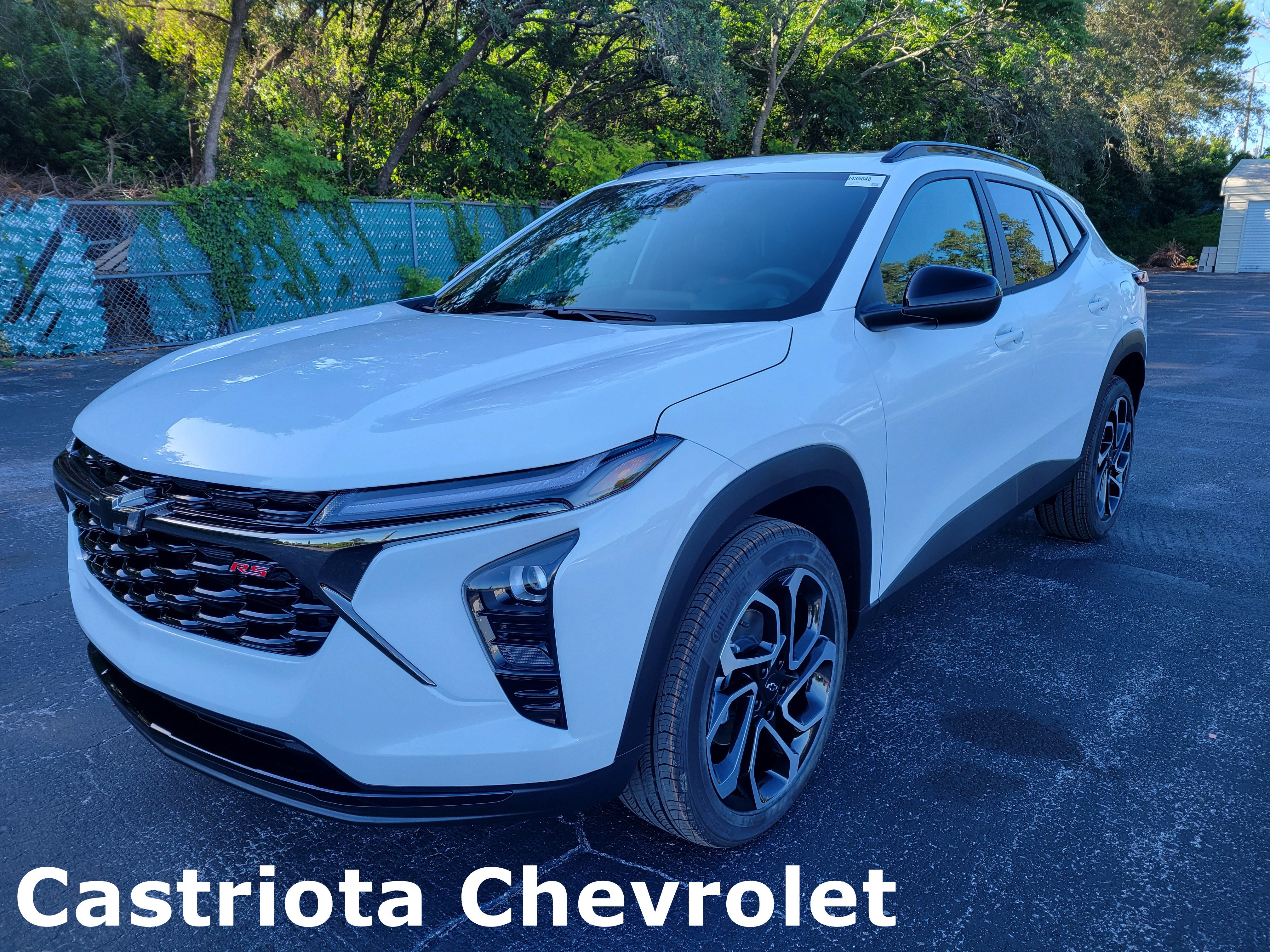 New 2026 Chevrolet Trax RS w/ Sunroof Package FWD video 1