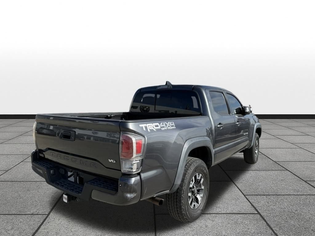 Used 2021 Toyota Tacoma TRD Off-Road image 2