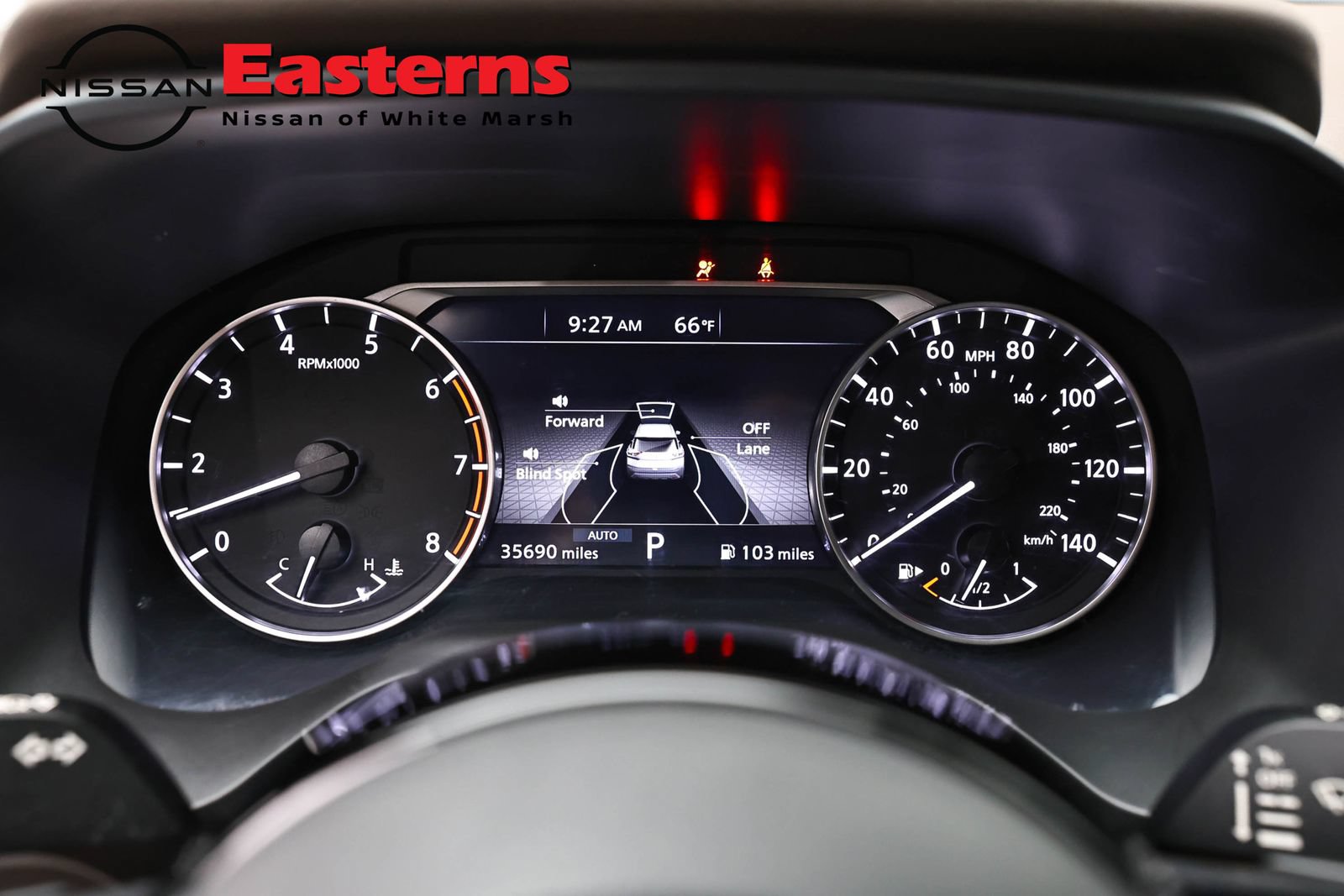 Used 2023 Nissan Rogue SV AWD/4WD image 17