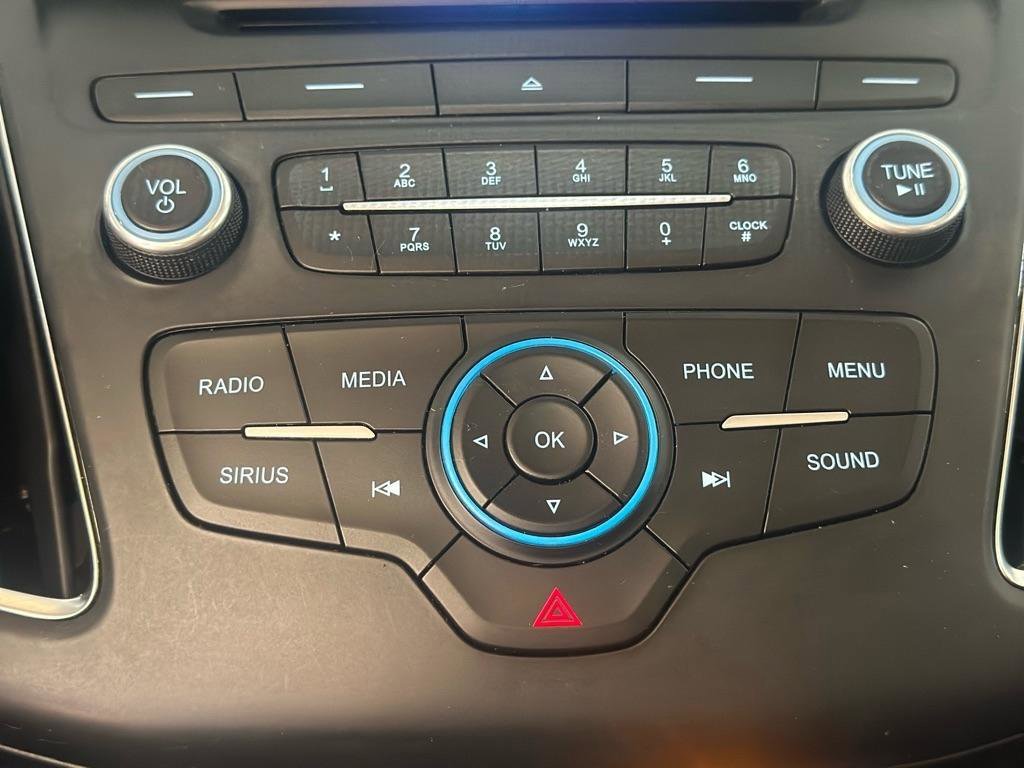Used 2016 Ford Focus SE w/ Equipment Group 201A image 19