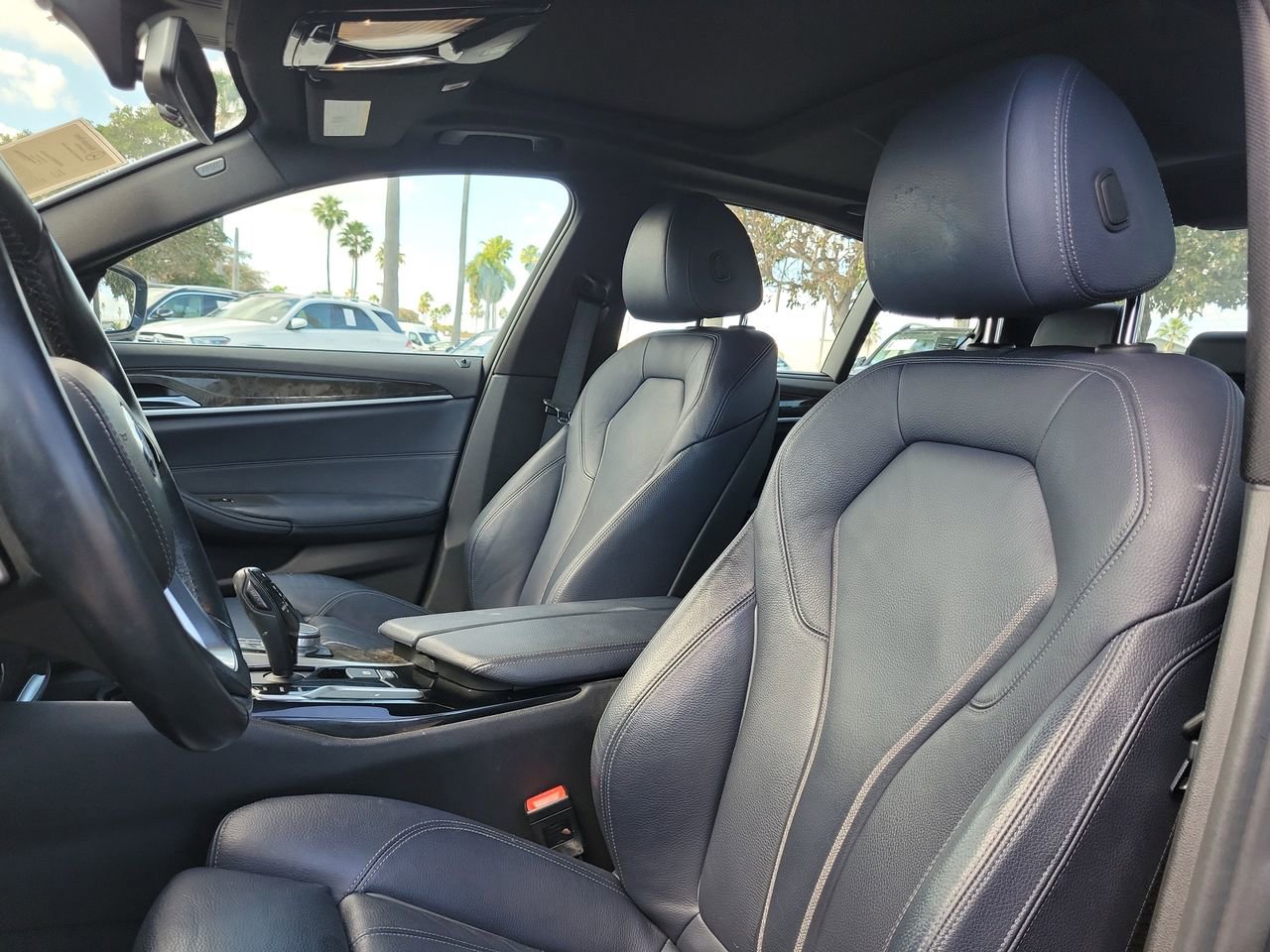 Used 2019 BMW 540i w/ Executive Package image 24