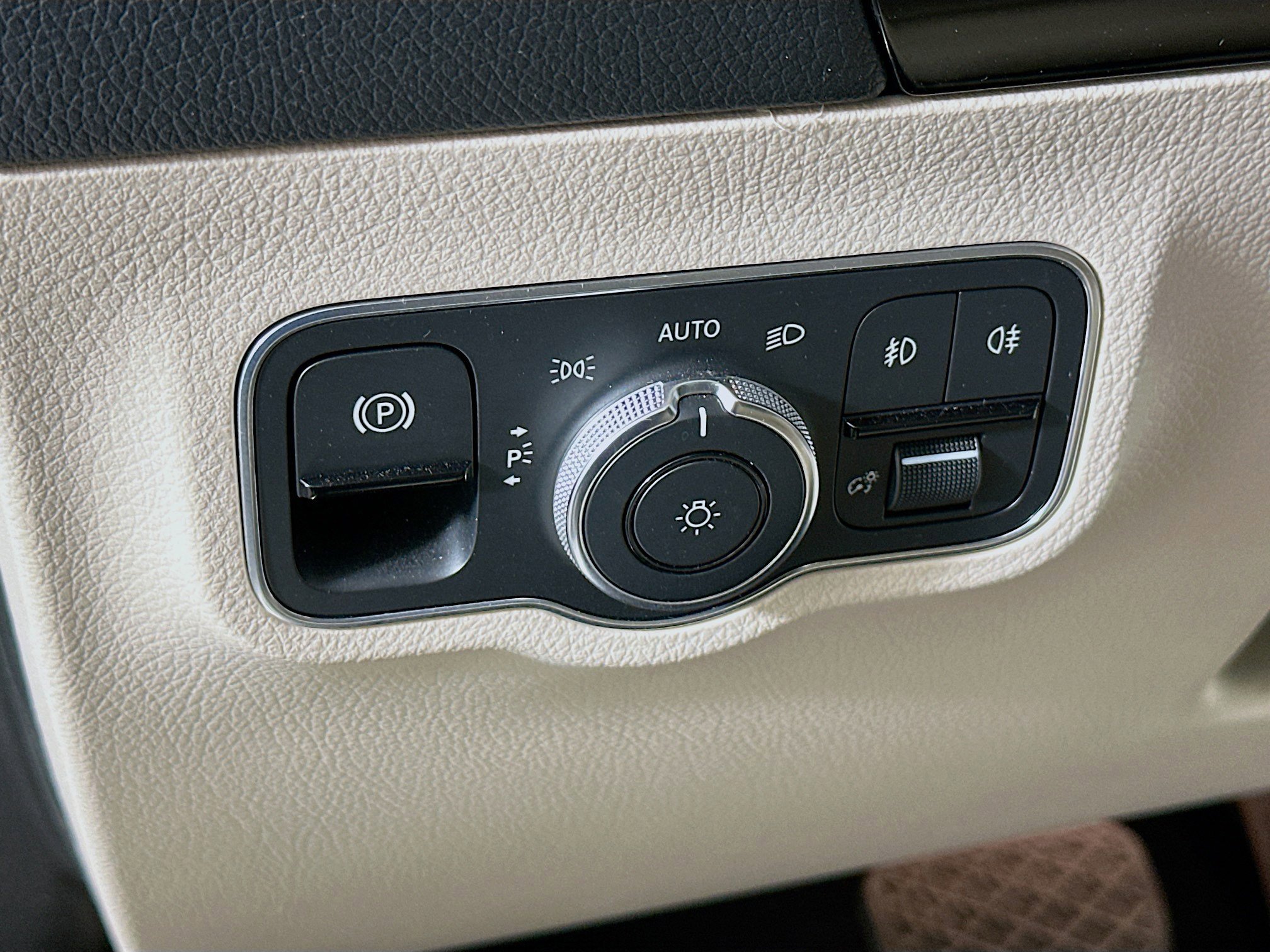 Used 2021 Mercedes-Benz GLA 250 image 17