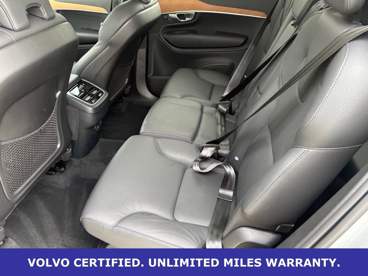 Certified 2024 Volvo XC90 B6 Plus w/ Protection Package Premier image 31