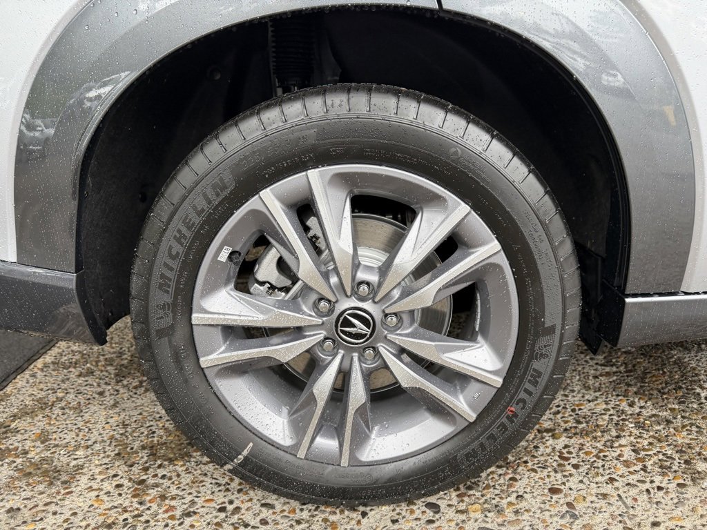 New 2026 Acura ADX AWD image 9