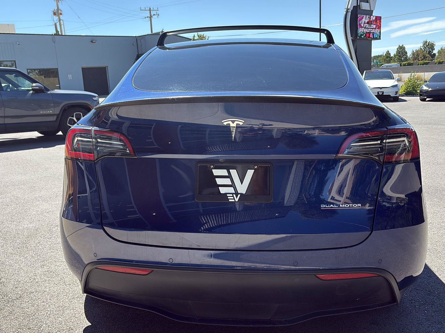 Used 2022 Tesla Model Y Performance AWD/4WD image 7