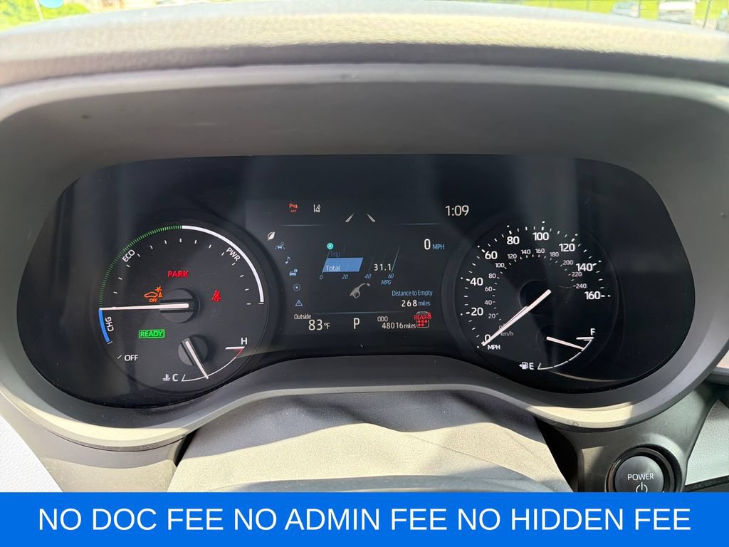 Used 2025 Toyota Sienna XLE FWD image 17
