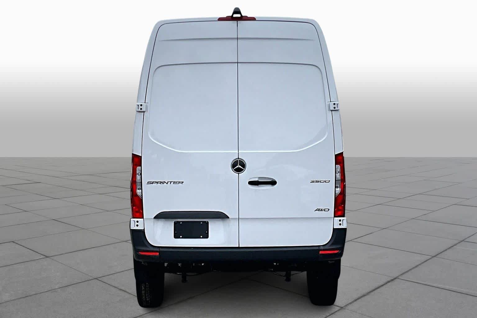New 2025 Mercedes-Benz Sprinter 2500 image 5