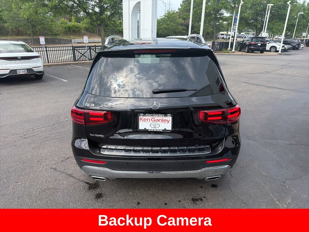 Used 2025 Mercedes-Benz GLB 250 image 5