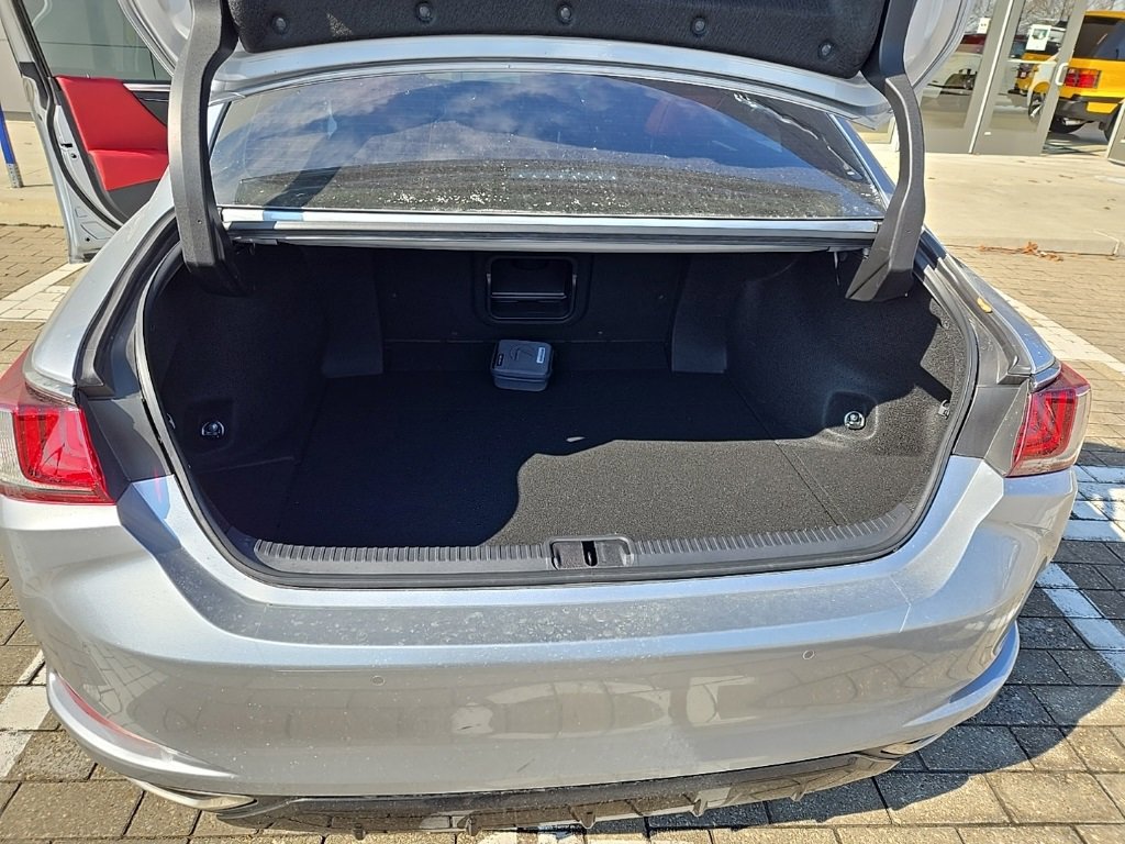 Used 2023 Lexus ES 350 F Sport w/ Accessory Package (Z2) image 18