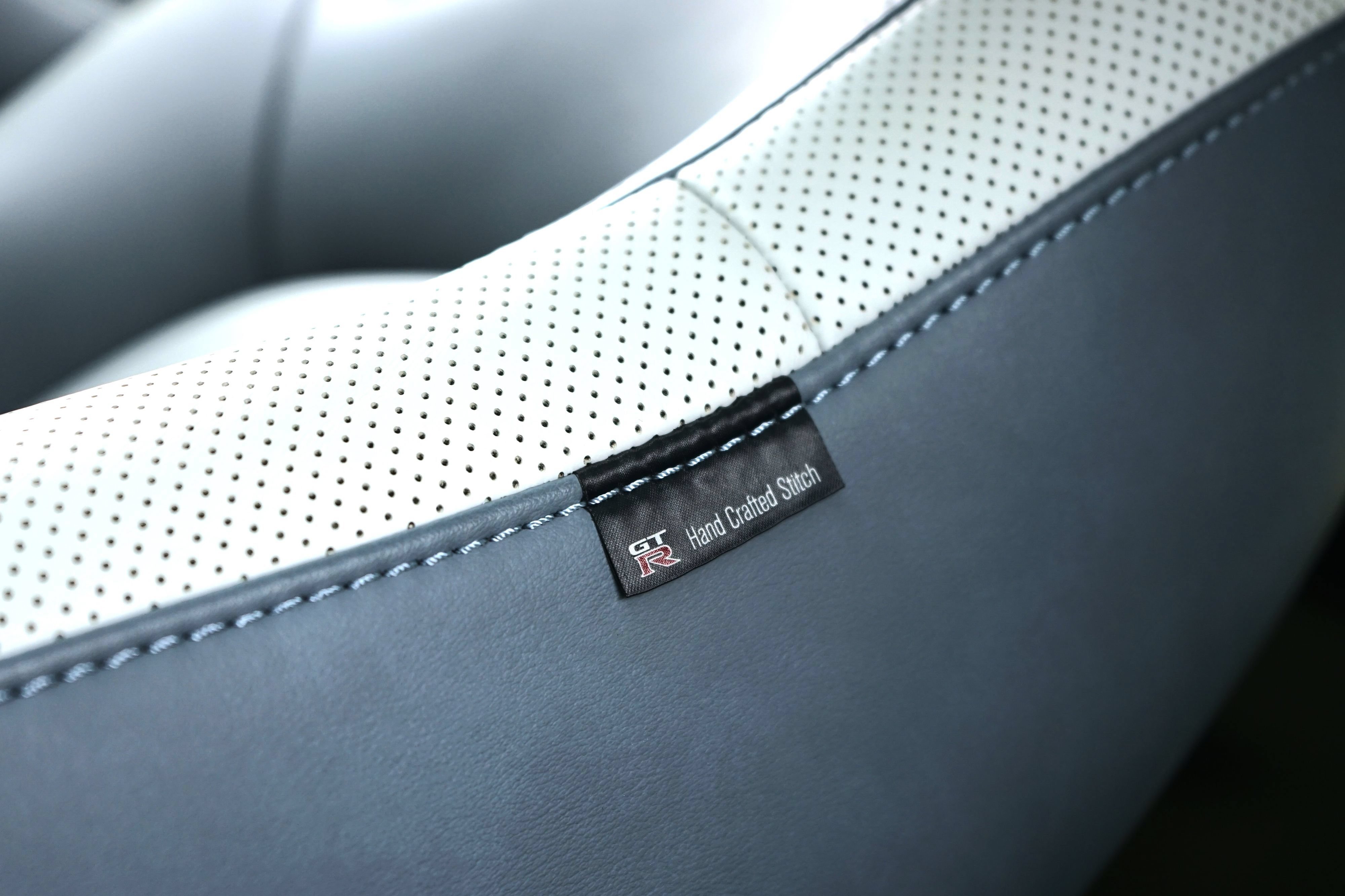 Used 2020 Nissan GT-R Premium AWD/4WD image 22