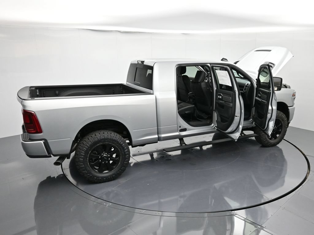 New 2026 RAM 2500 Laramie AWD/4WD image 27