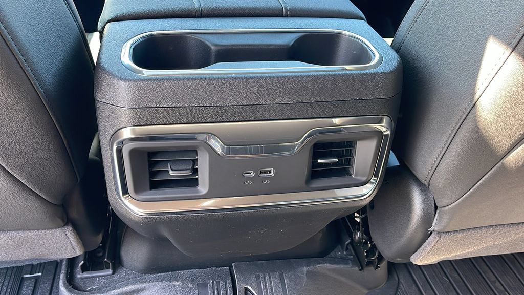 New 2026 GMC Sierra 1500 Elevation w/ Elevation Premium Package AWD/4WD image 18