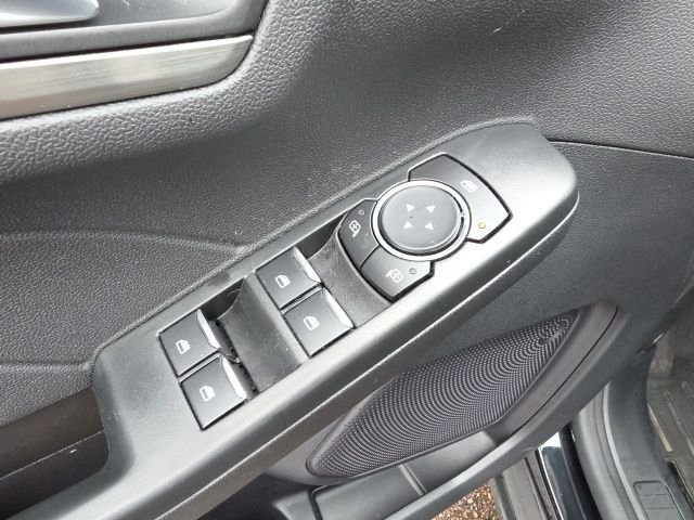 Certified 2022 Ford Escape Titanium w/ Class II Trailer Tow Package image 17