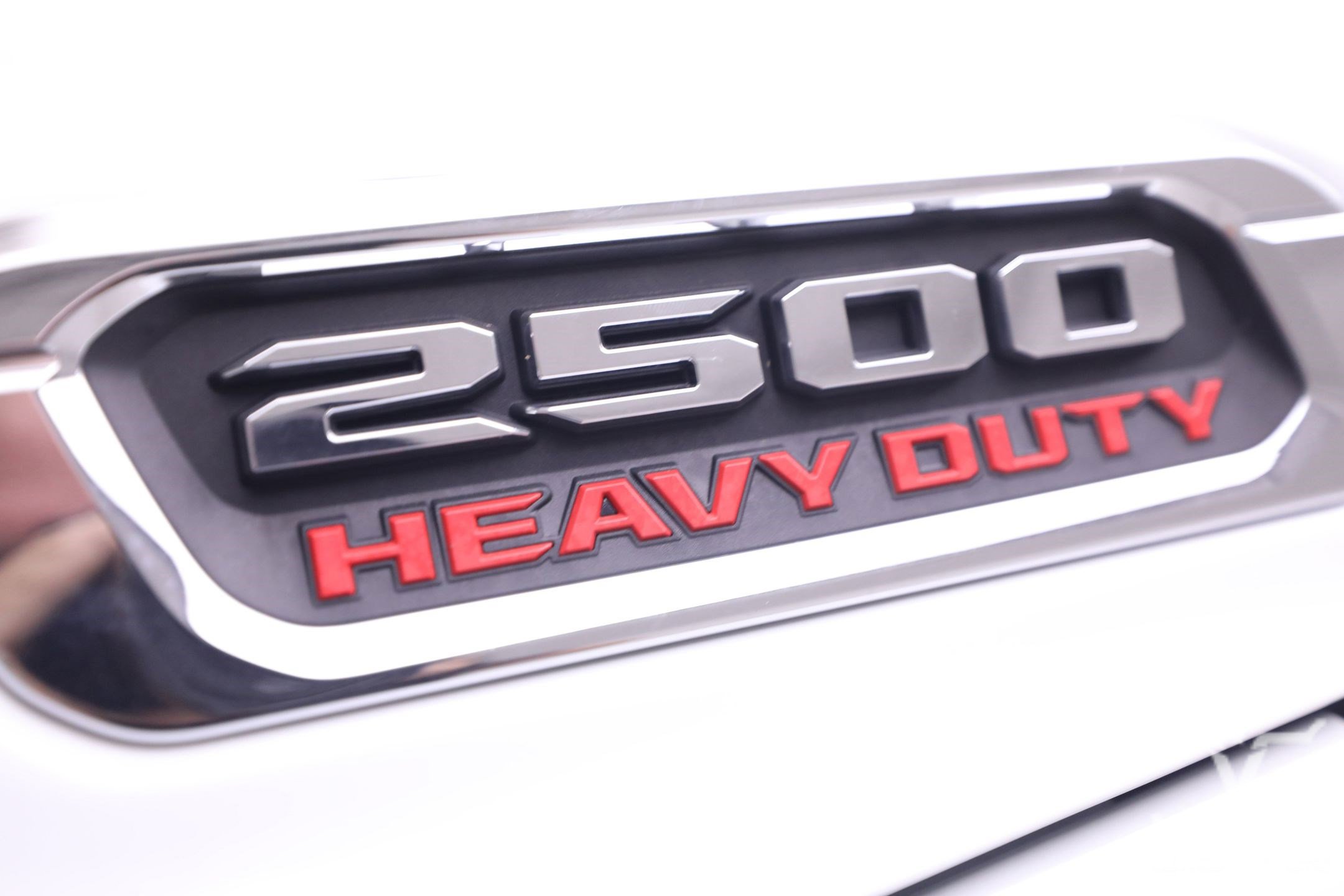 Used 2024 RAM 2500 Tradesman w/ Chrome Appearance Group image 11
