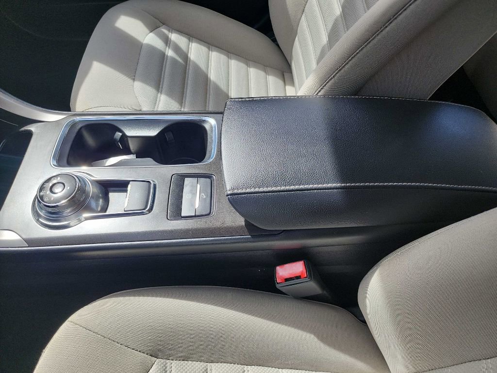 Used 2018 Ford Fusion S image 39