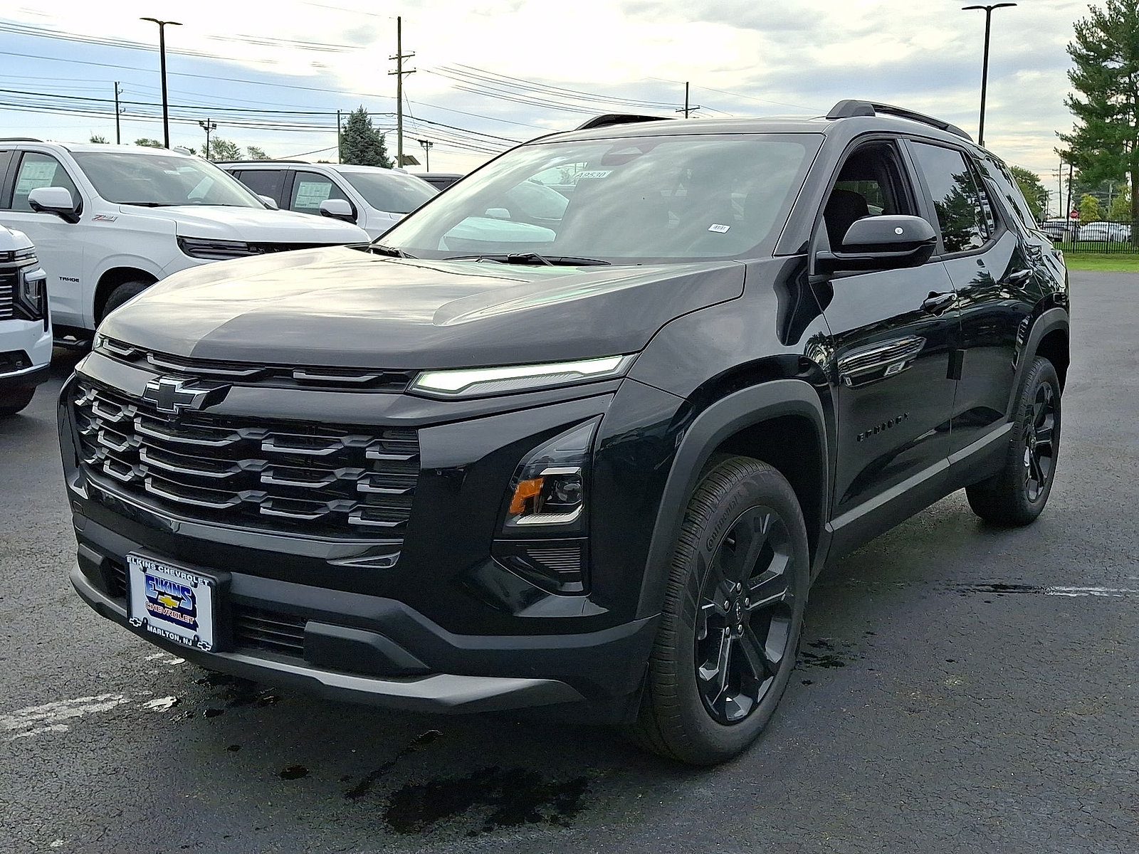 New 2027 Chevrolet Equinox LT w/ Midnight Edition AWD/4WD image 2