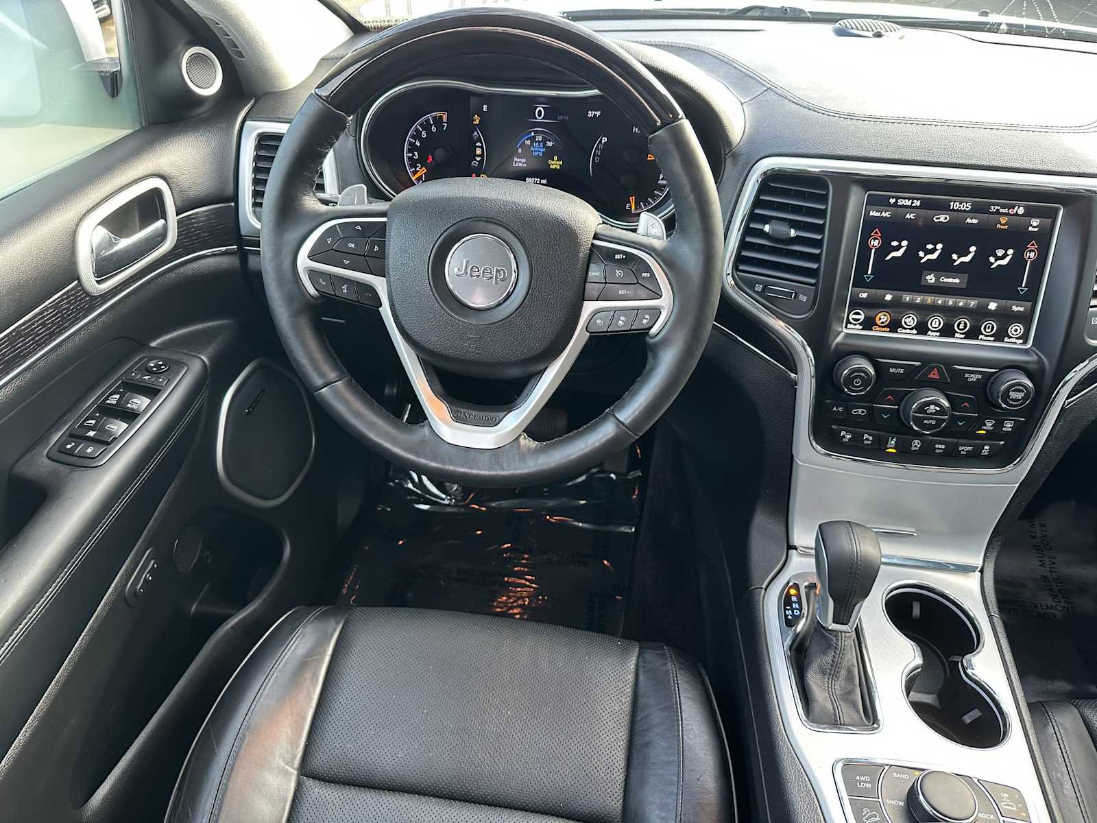 Used 2018 Jeep Grand Cherokee Summit w/ Platinum Series Group image 17