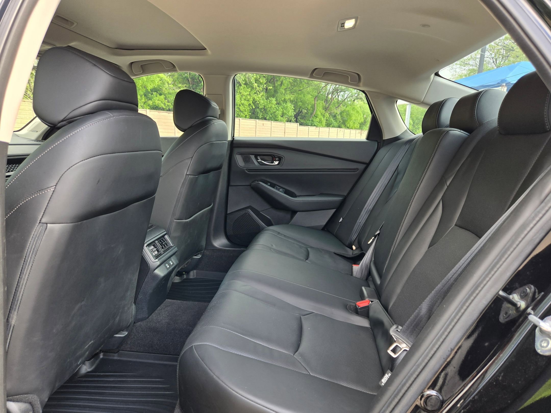 Used 2023 Honda Accord Touring image 14