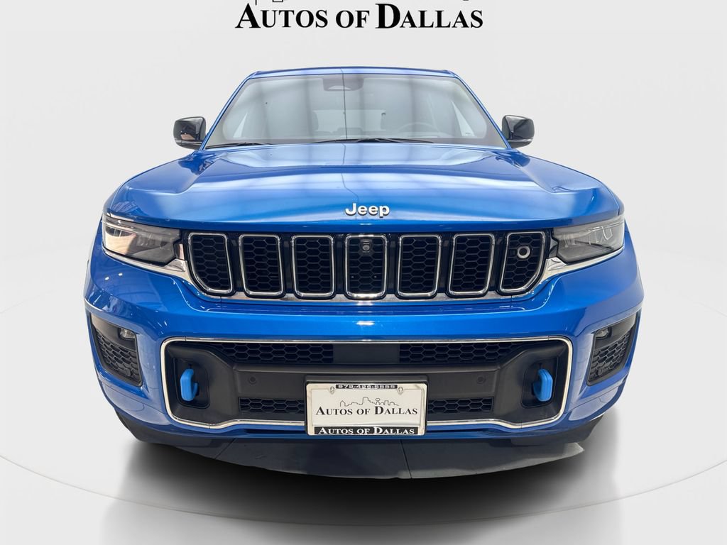 Used 2022 Jeep Grand Cherokee Overland w/ Advanced Protech Group III AWD/4WD image 3