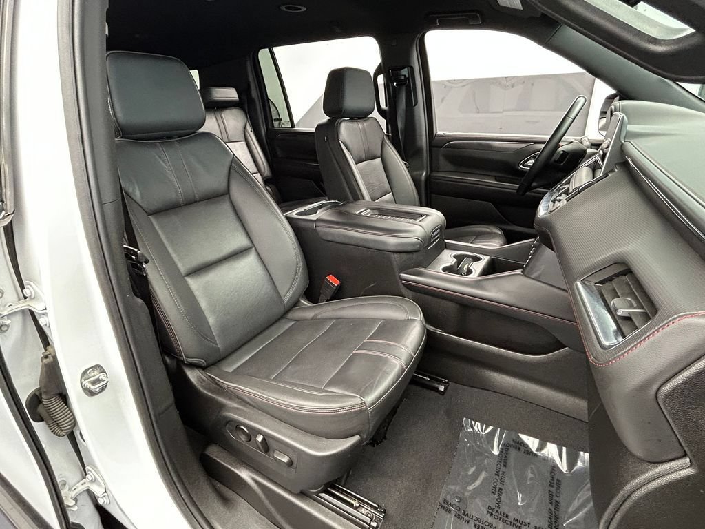 Used 2024 Chevrolet Suburban RST RWD image 51