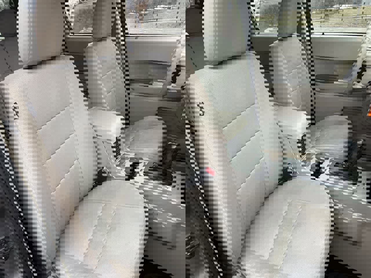 Used 2012 Ford Escape XLT image 14