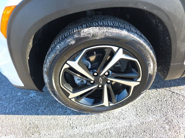 Used 2023 Chevrolet TrailBlazer RS w/ Convenience Package image 9
