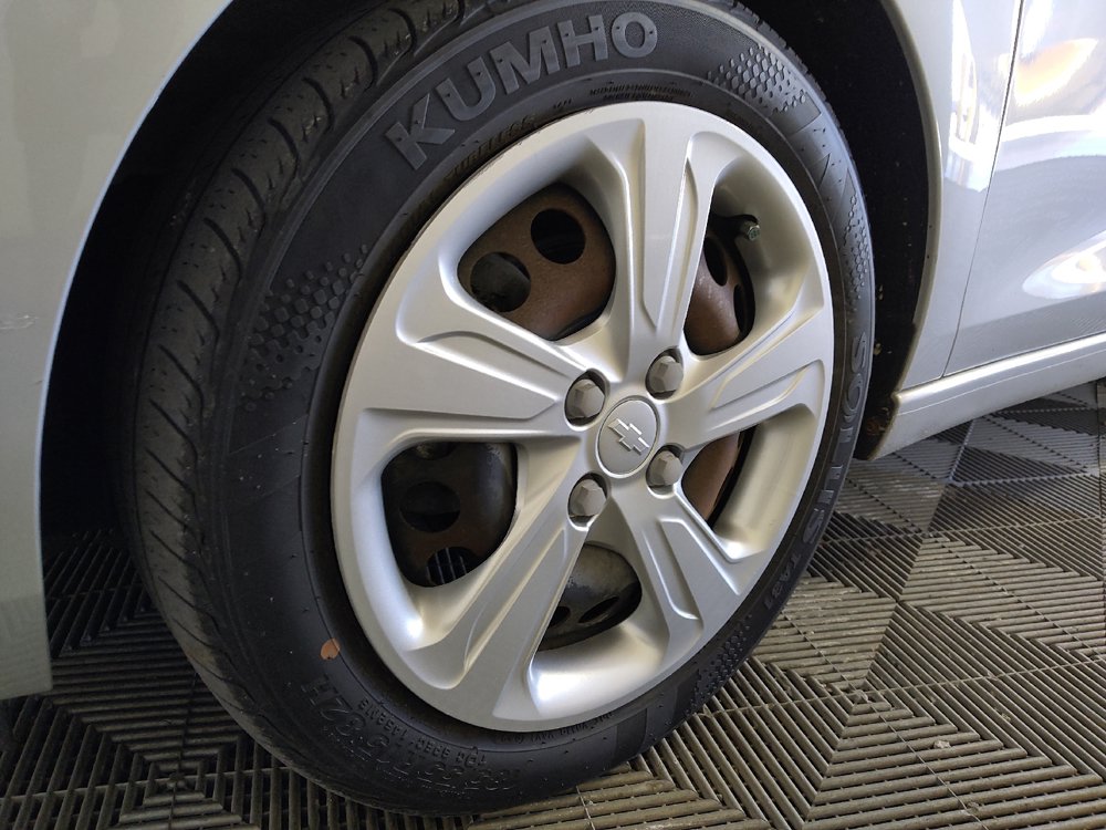 Used 2020 Chevrolet Spark LS FWD image 31