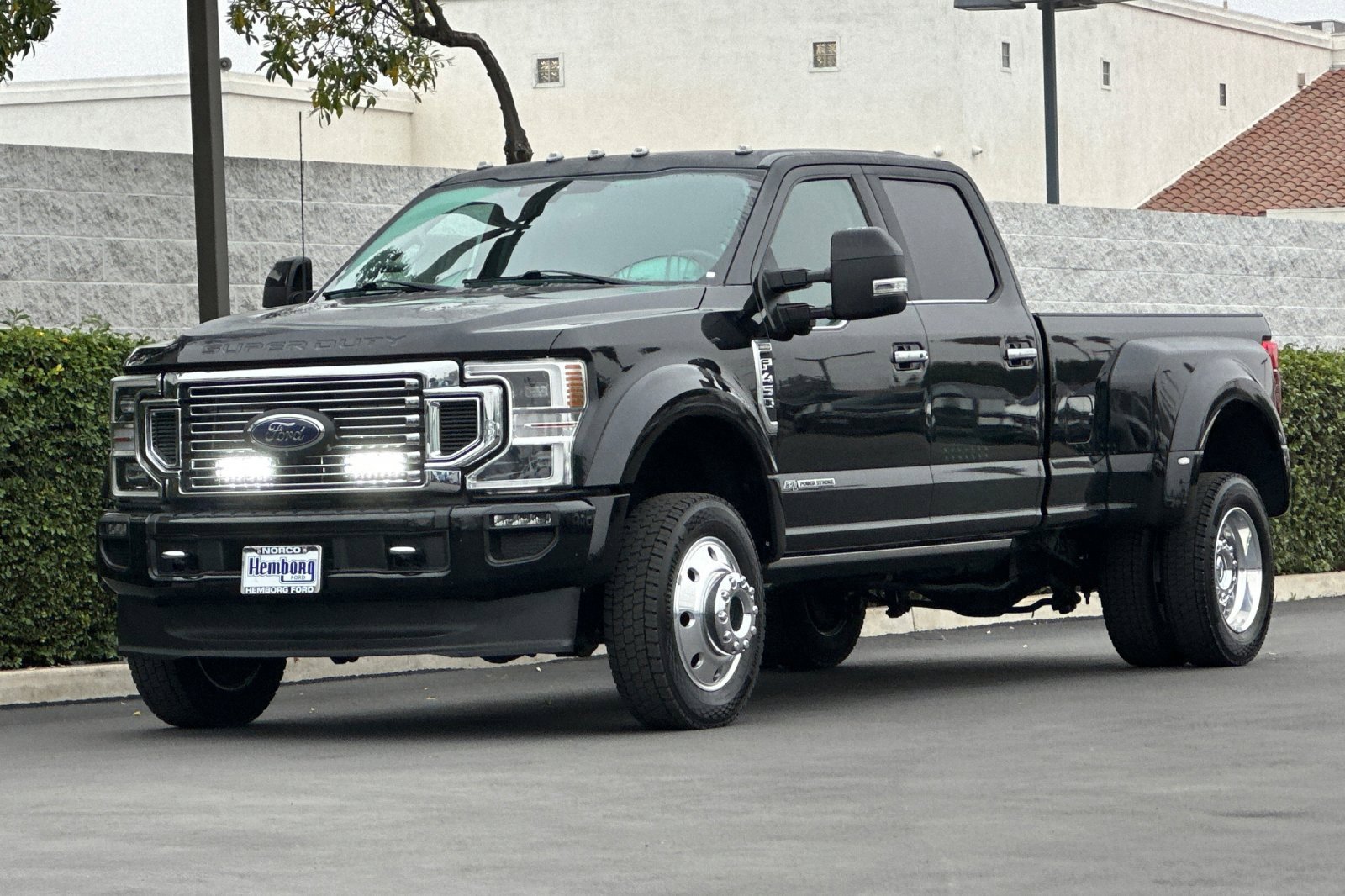 Used 2022 Ford F450 Limited w/ FX4 Off-Road Package image 8