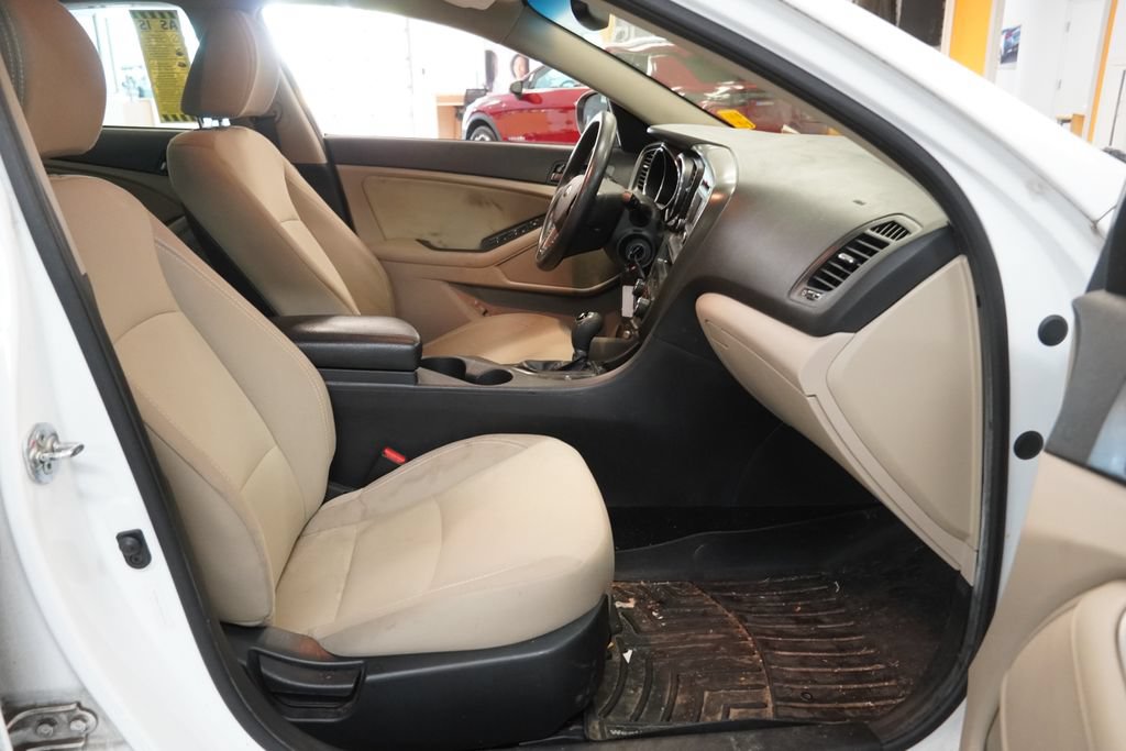 Used 2013 Kia Optima LX w/ Convenience Plus Pkg FWD image 33