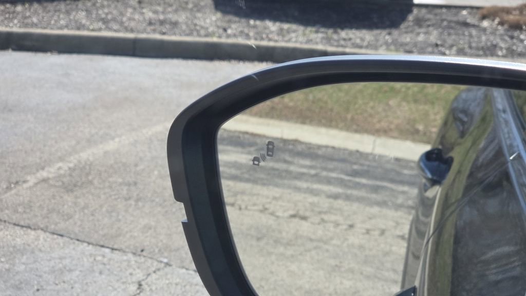 Used 2022 INFINITI QX60 Luxe image 18