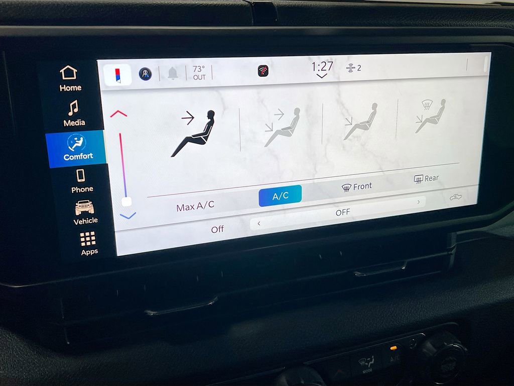 New 2025 Jeep Gladiator Sport image 30