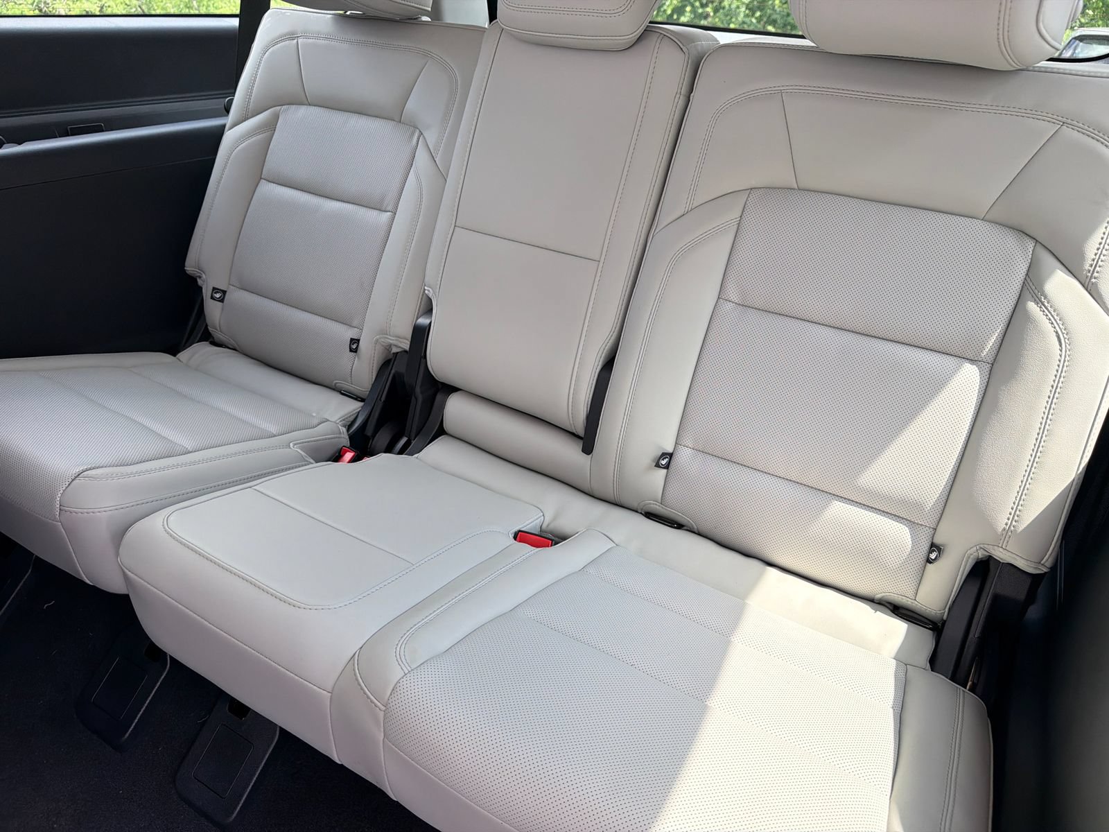 New 2026 Lincoln Navigator L Reserve AWD/4WD image 18