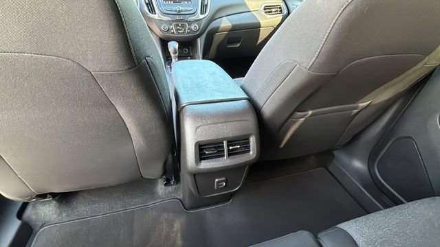 Used 2023 Chevrolet Equinox LT FWD image 20