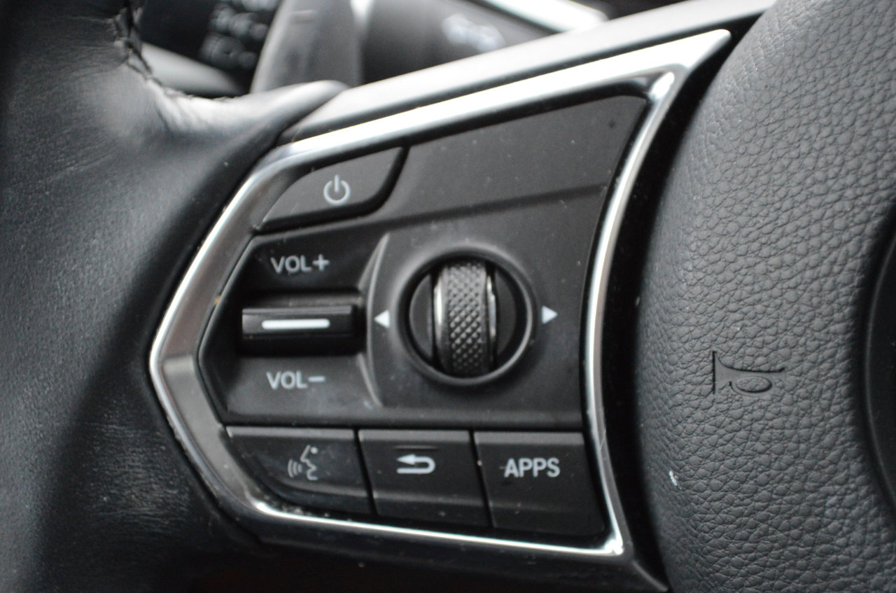 Used 2023 Acura MDX SH-AWD w/ Technology Package image 35